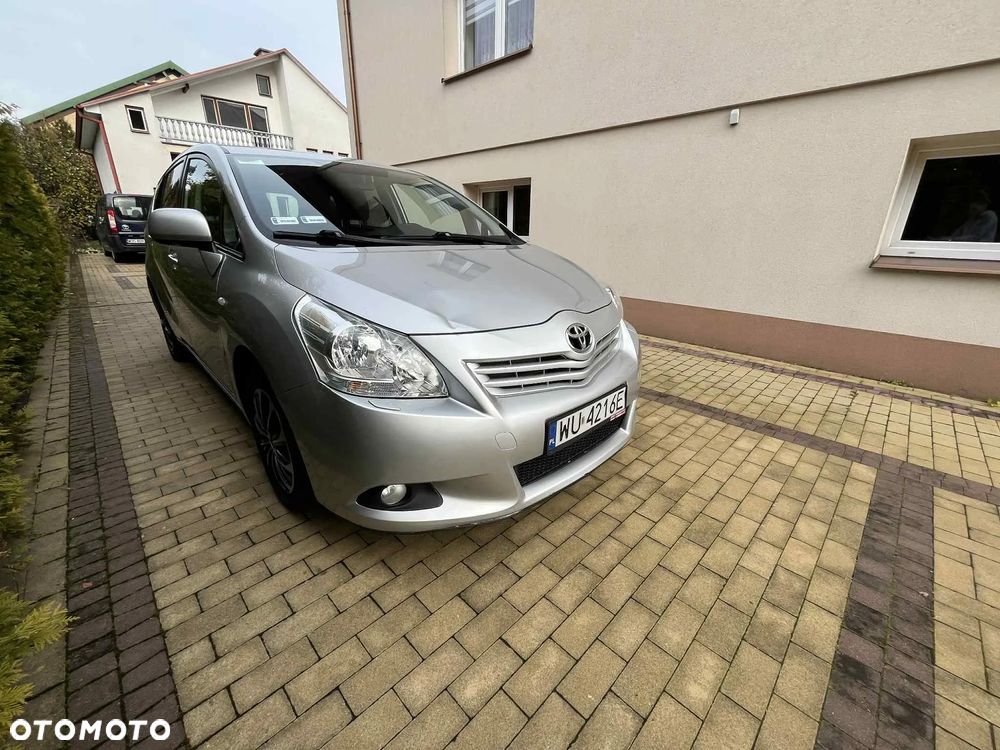 Toyota Verso 2.0 D-4D 2010 7os - 14