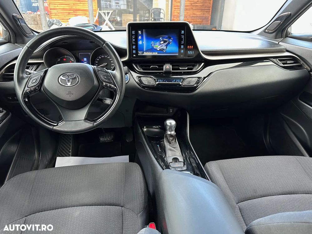 Toyota C-HR Hybrid Business-Edition - 6