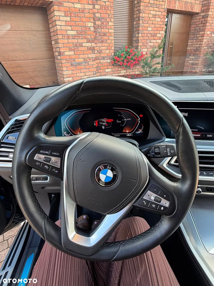 BMW X5 xDrive40i mHEV - 9