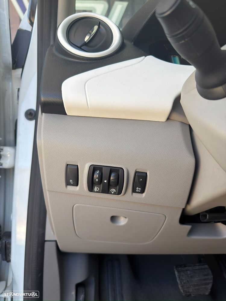 Renault Zoe (c/ Bateria) 41 kwh Life - 14