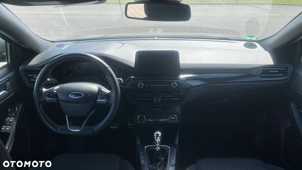 Ford Focus 1.5 EcoBoost STart-Stopp-System ST-LINE - 12