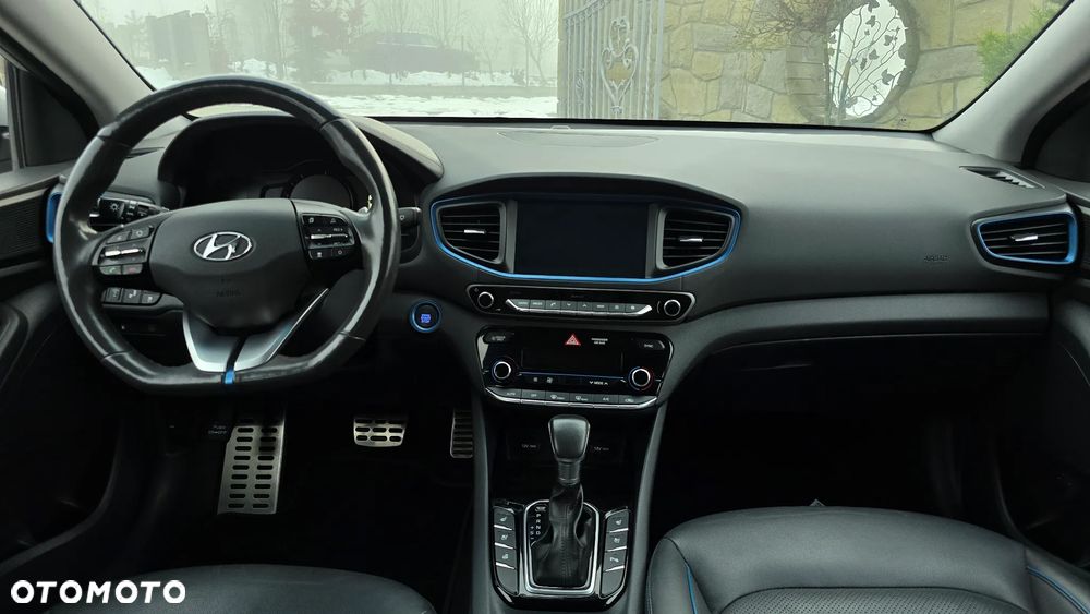 Hyundai IONIQ 1.6 GDI Premium - 23