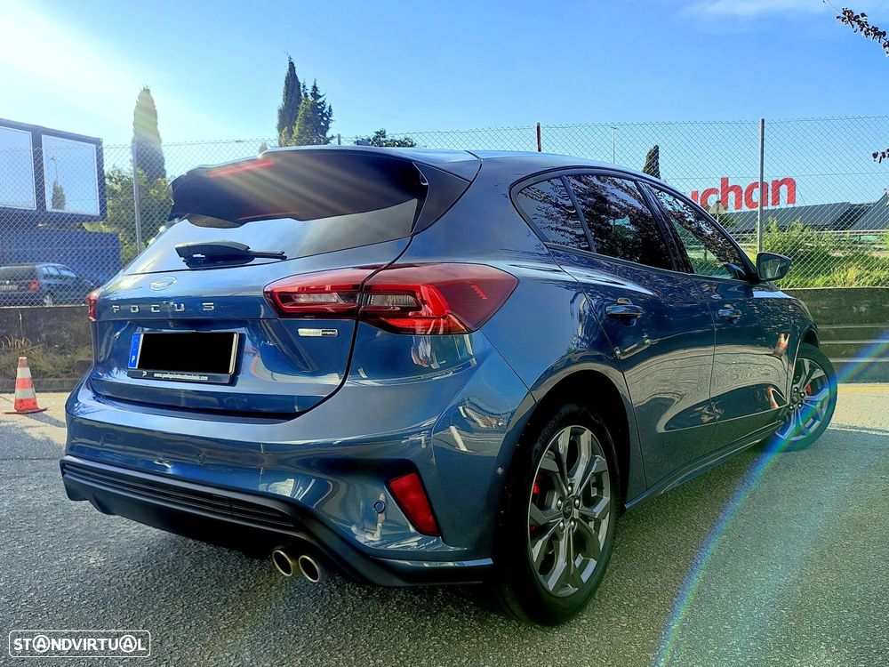Ford Focus 2023 photo 3