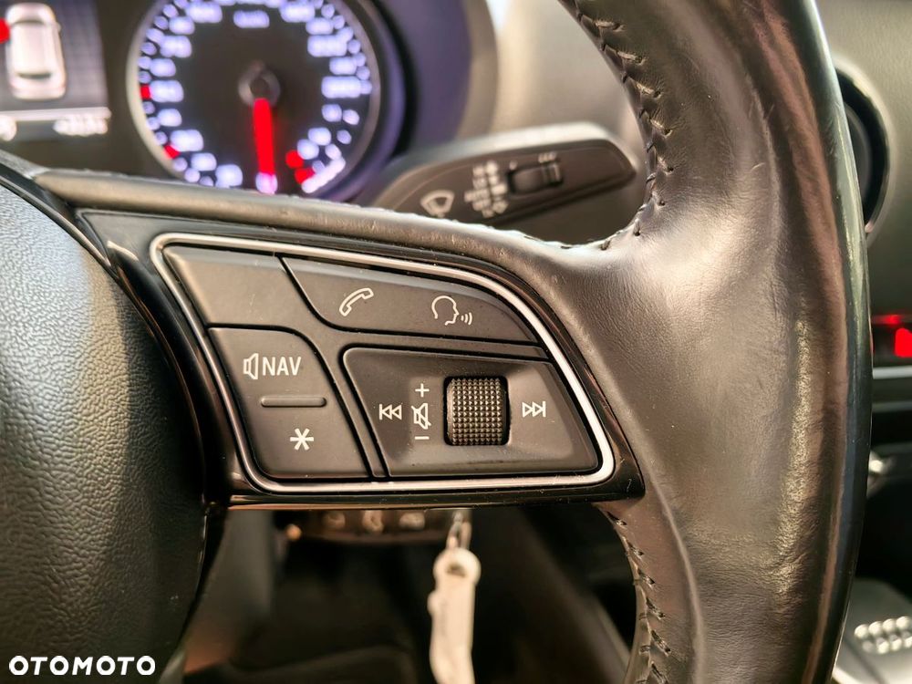Audi A3 Sportback - 16