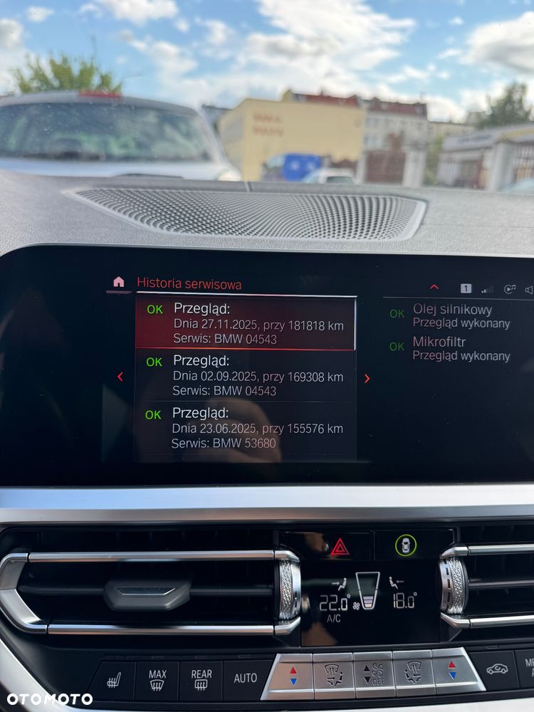 BMW Seria 3 320d Luxury Line Purity sport - 38