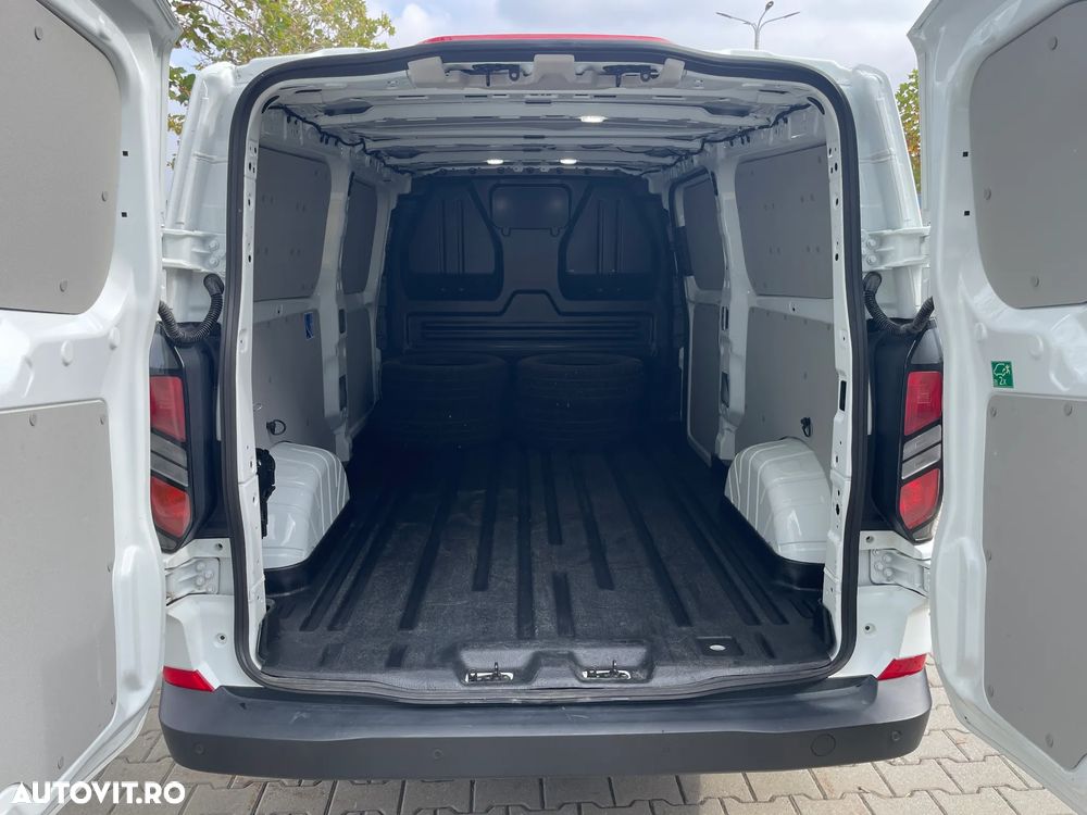 Ford TOURNEOU CUSTOM VAN - 9