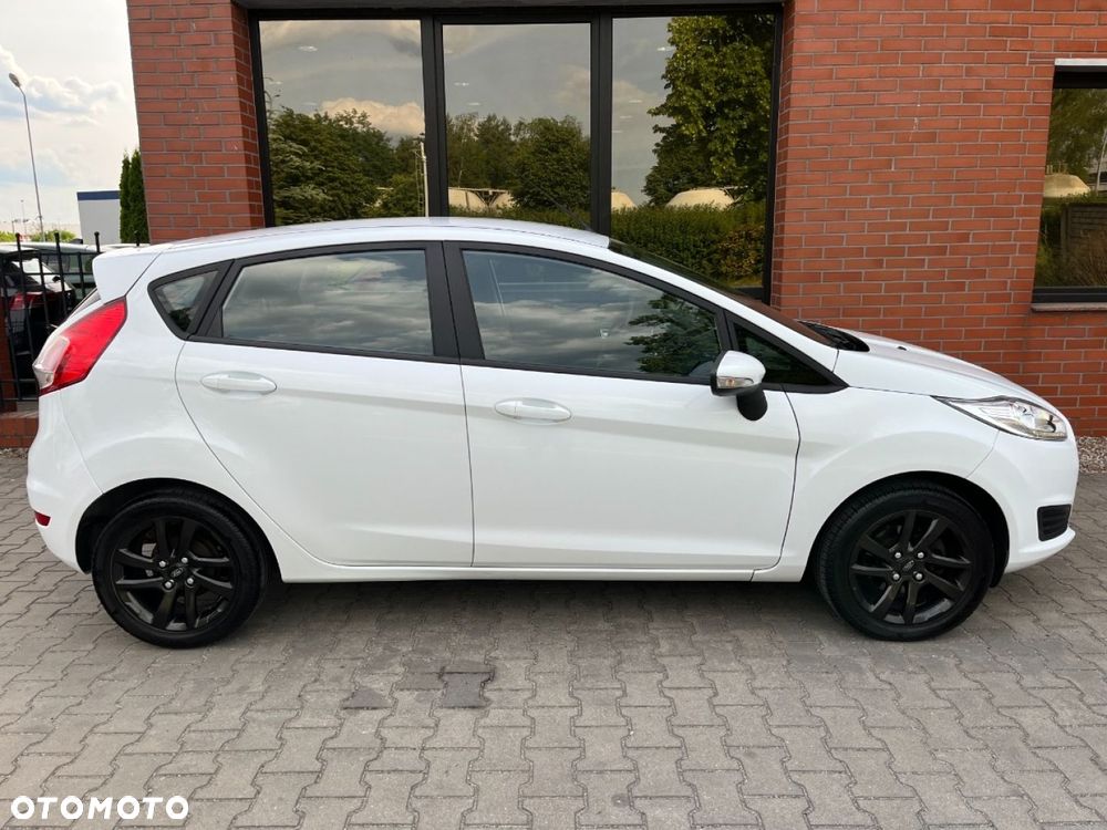 Ford Fiesta 1.25 Ambiente - 22