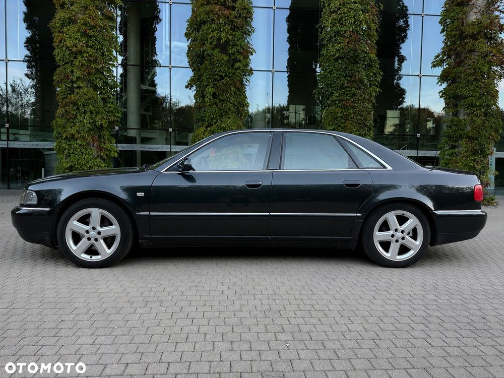 Audi A8 - 3