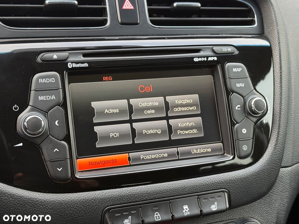 Kia Ceed 1.6 GDI Dream Team Edition - 23