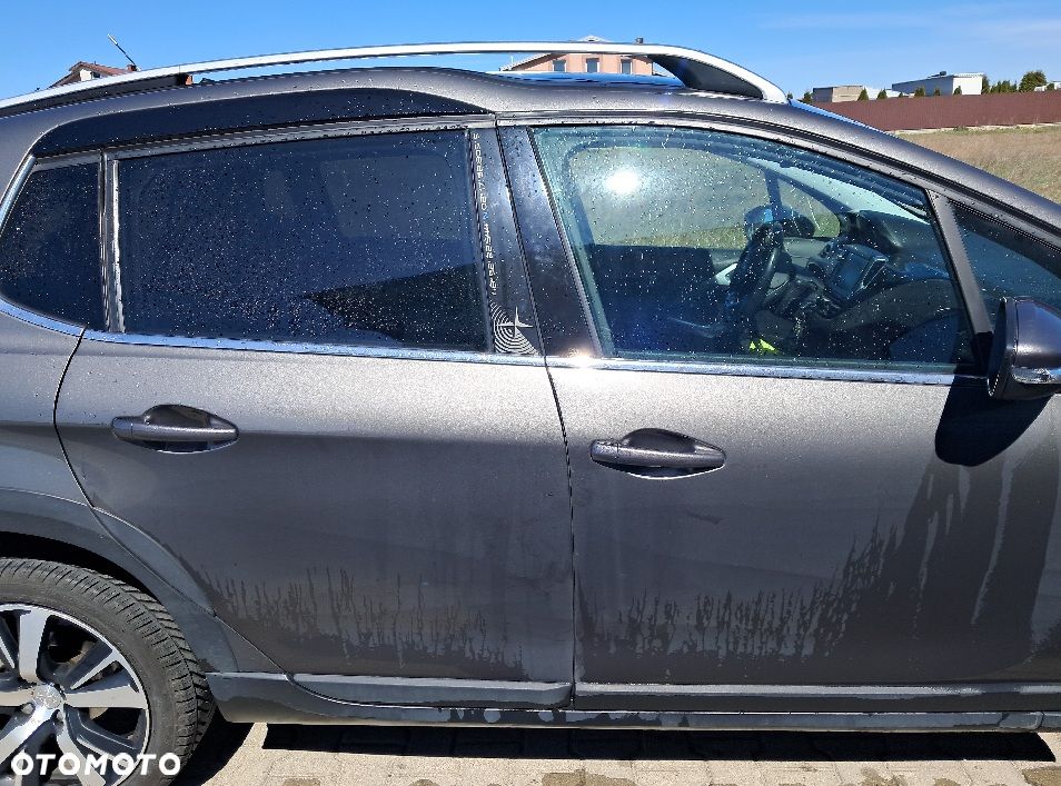 Peugeot 2008 1.2 Pure Tech GPF Active S&S - 5