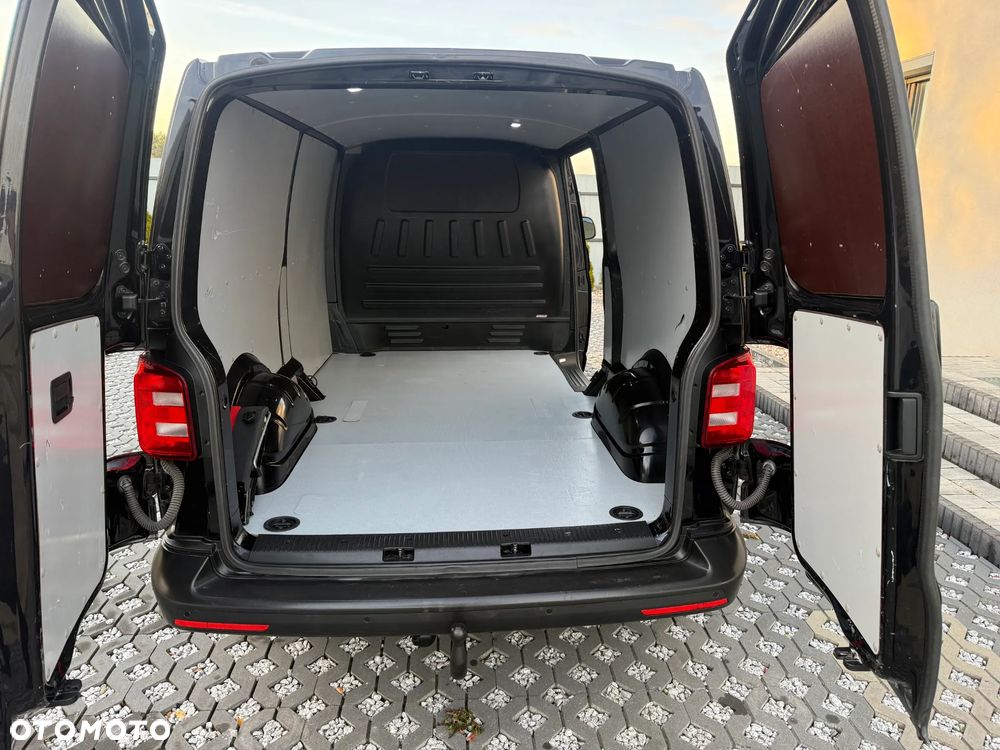 Volkswagen Transporter - 20