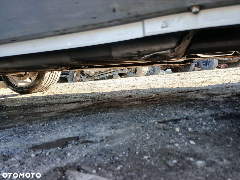 Chevrolet Corvette - 20