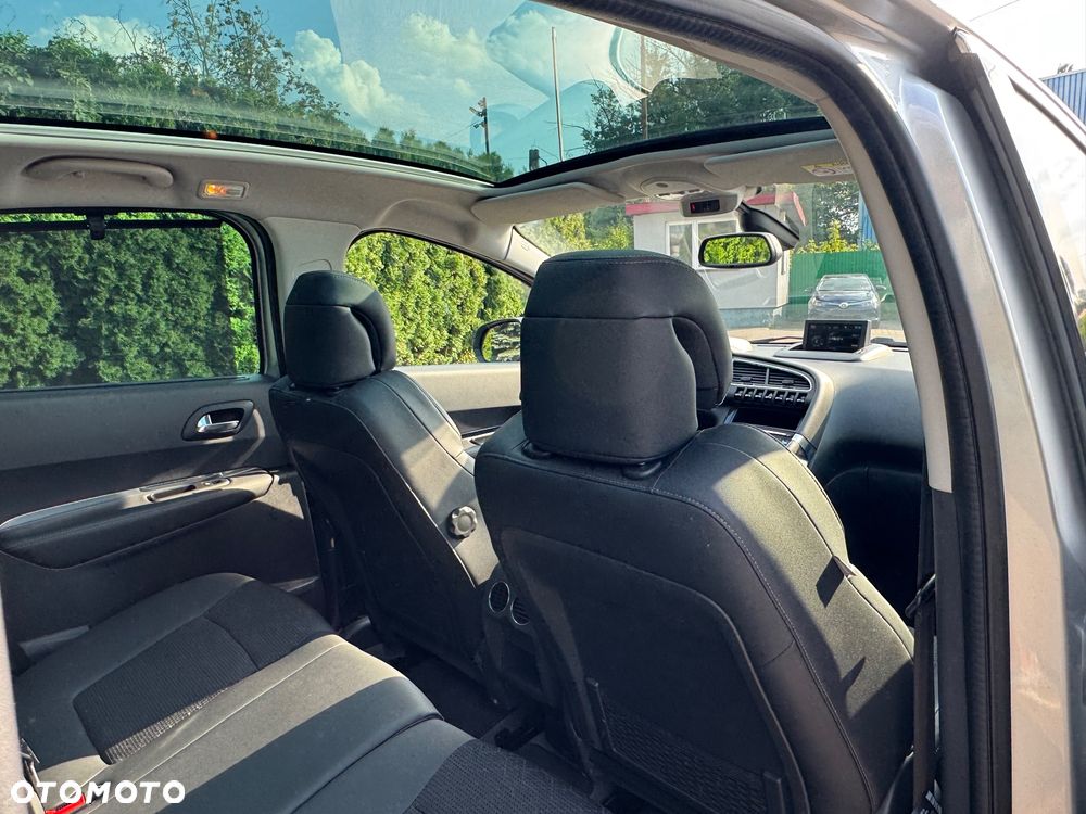 Peugeot 3008 HDi FAP 150 Platinum - 24