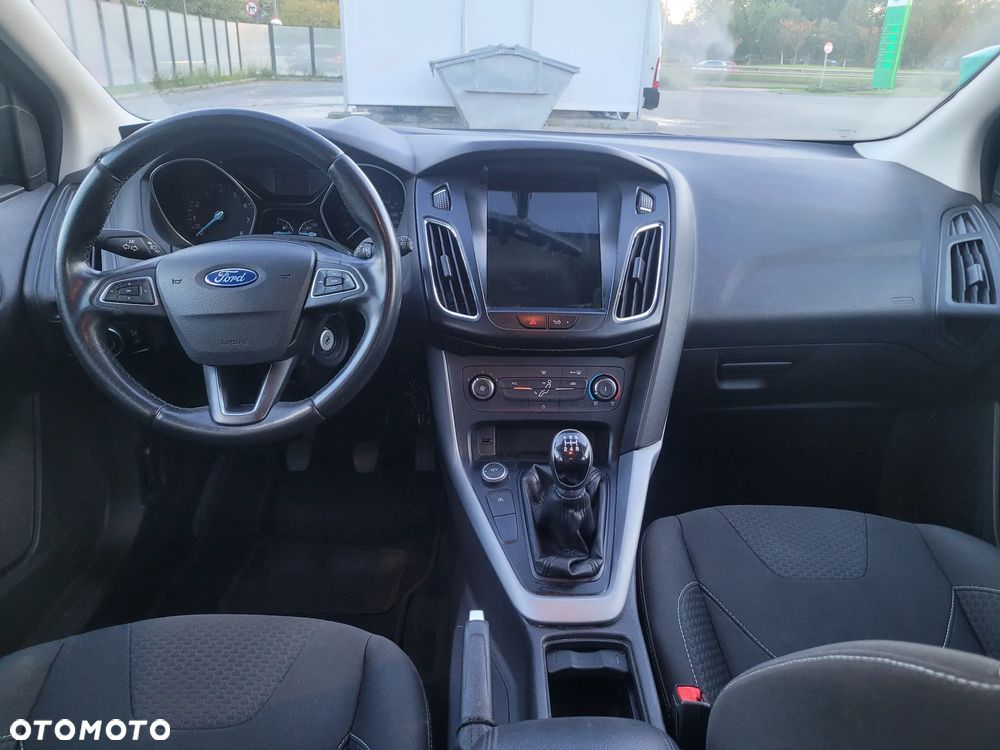 Ford Focus - 11