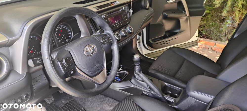 Toyota RAV4 2.0 D-4D Active 4x2 - 14