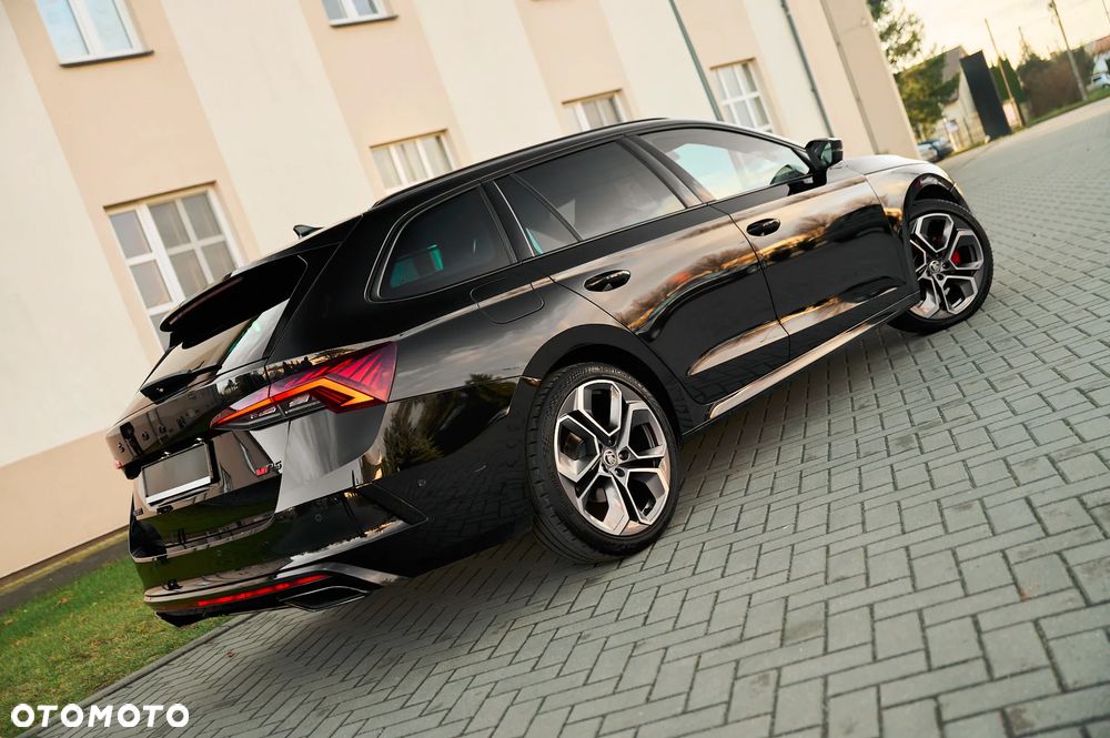 Skoda Octavia 2.0 TDI DSG RS - 4