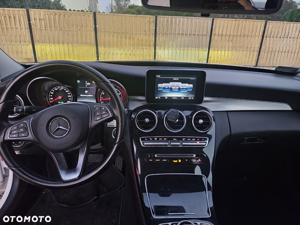 Mercedes-Benz Klasa C 180 9G-TRONIC - 12