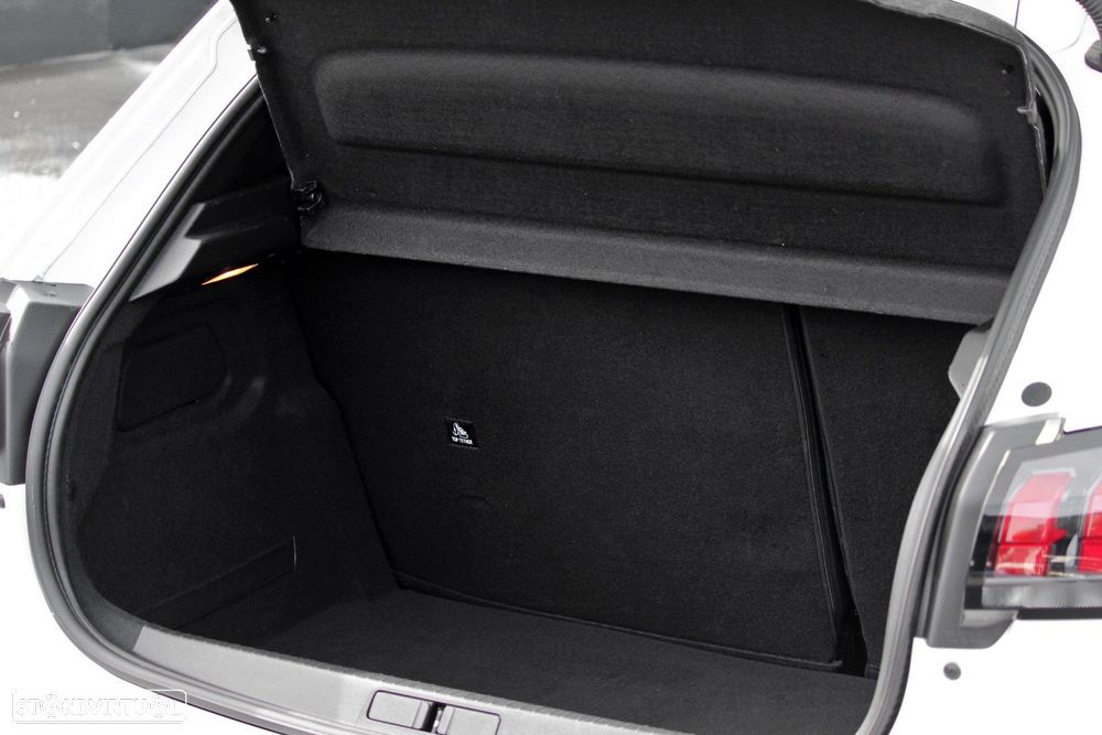 Peugeot e-208 50 kWh Active Pack - 11