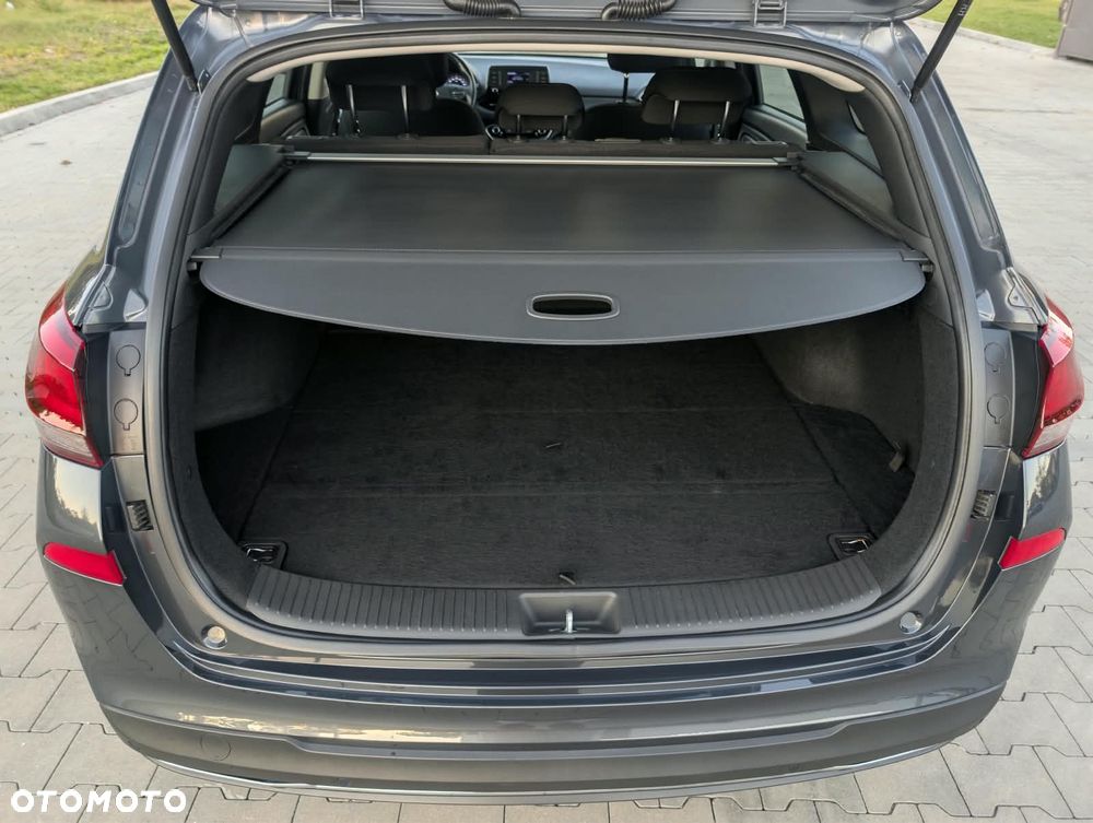 Hyundai i30 - 16