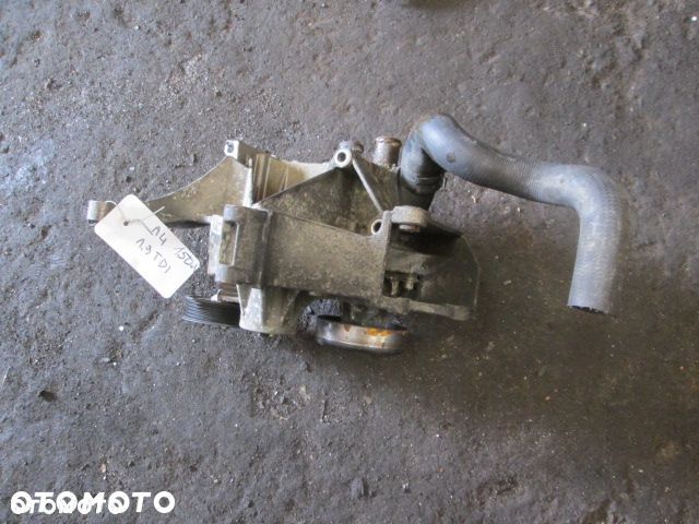 AUDI A4 A6 1.9 TDI 110KM ŁAPA SILNIKA Z NAPINACZEM - 1