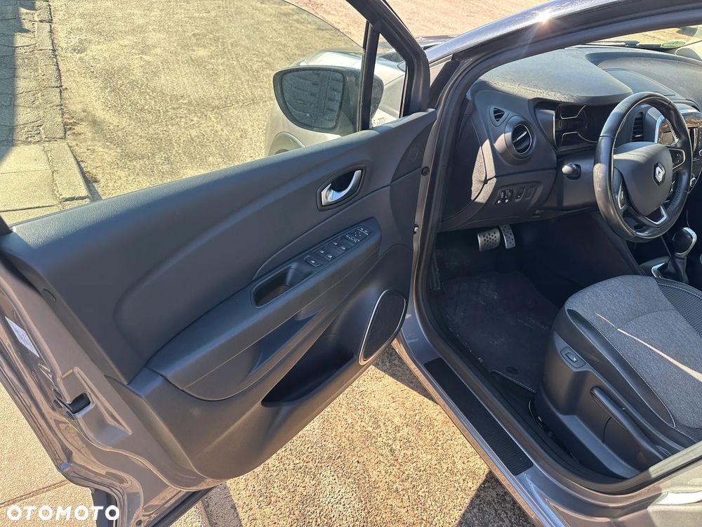 Renault Captur 1.2 Energy TCe Night&Day EDC - 18