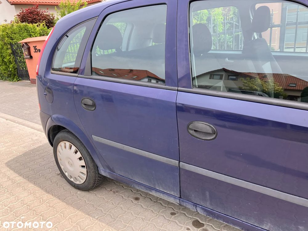 Opel Meriva 1.6 16V Cosmo - 19