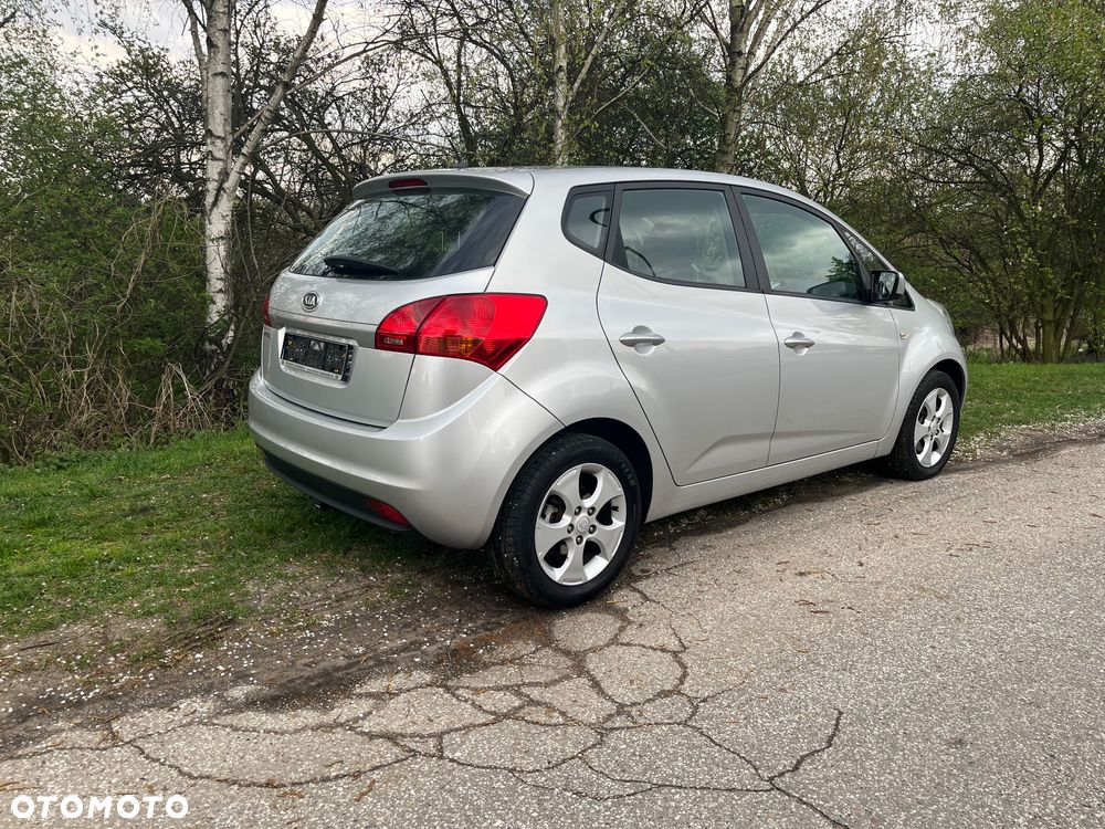 Kia Venga 1.4 L - 13