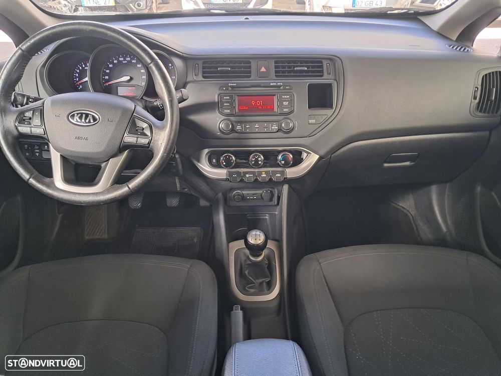 Kia Rio 1.2 CVVT LX - 10