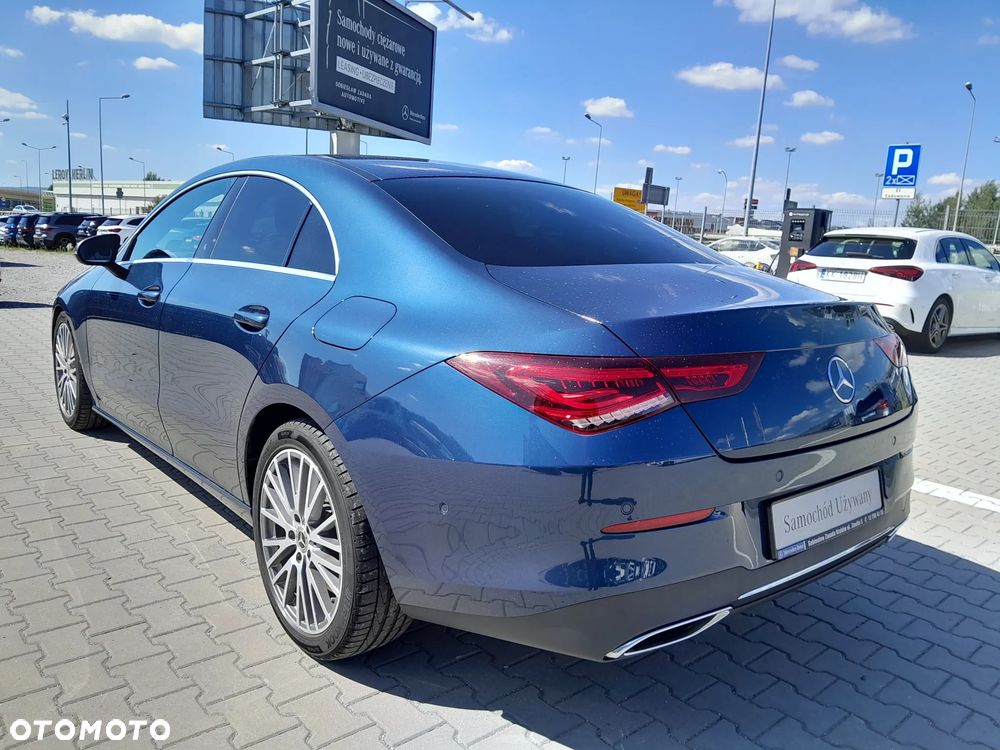 Mercedes-Benz CLA 180 Progressive 7G-DCT - 4
