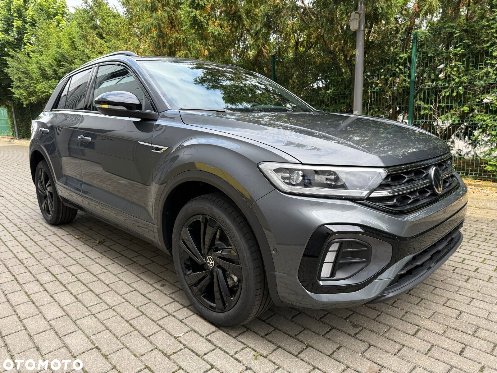 Volkswagen T-Roc - 9