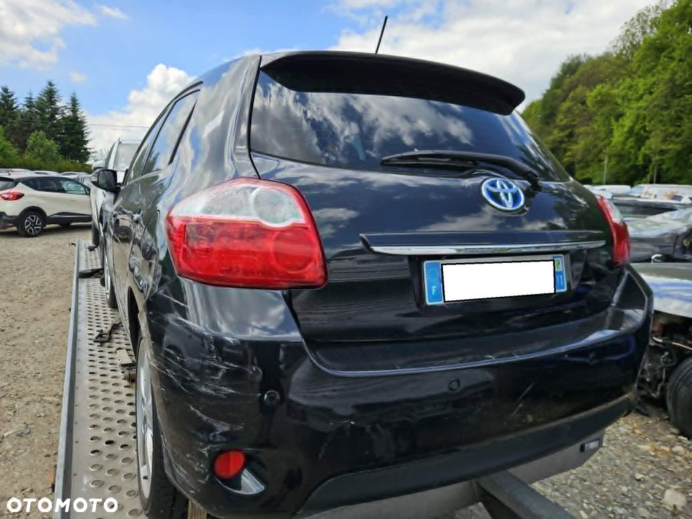 Toyota Auris 1.8 HSD Luna - 10