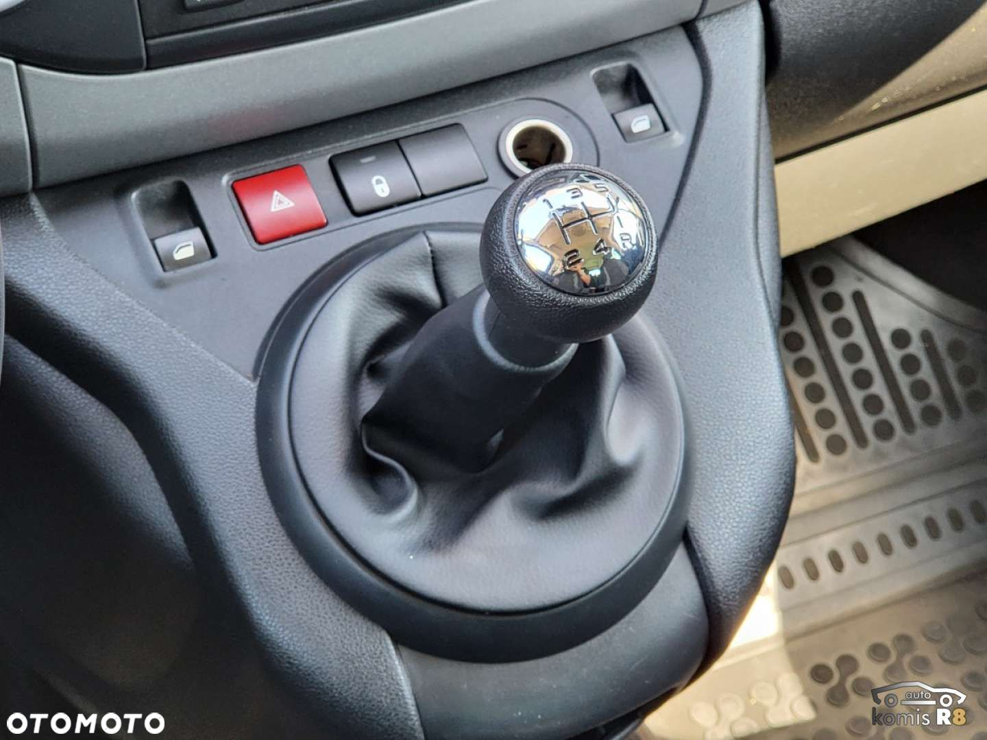 Peugeot Partner - 25