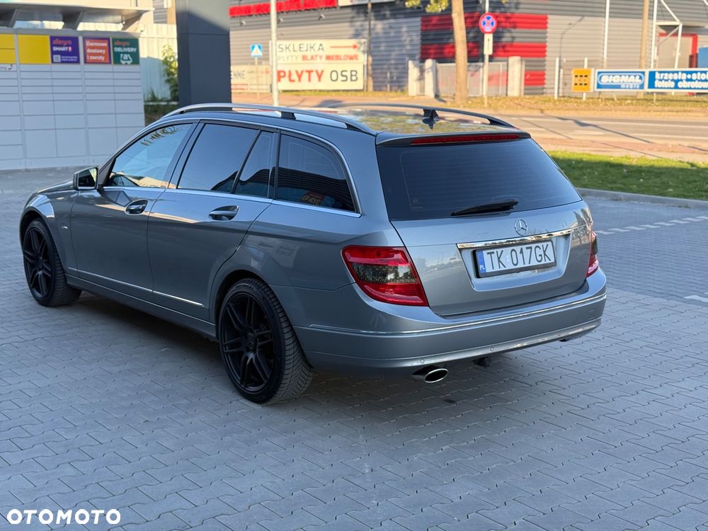 Mercedes-Benz C-Class 2008 photo 4