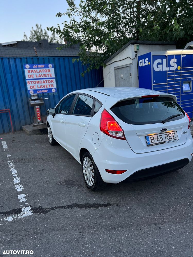 Ford Fiesta 1.5 TDCi Trend - 9
