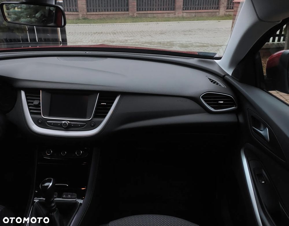 Opel Grandland X 1.2 T Enjoy S&S - 19