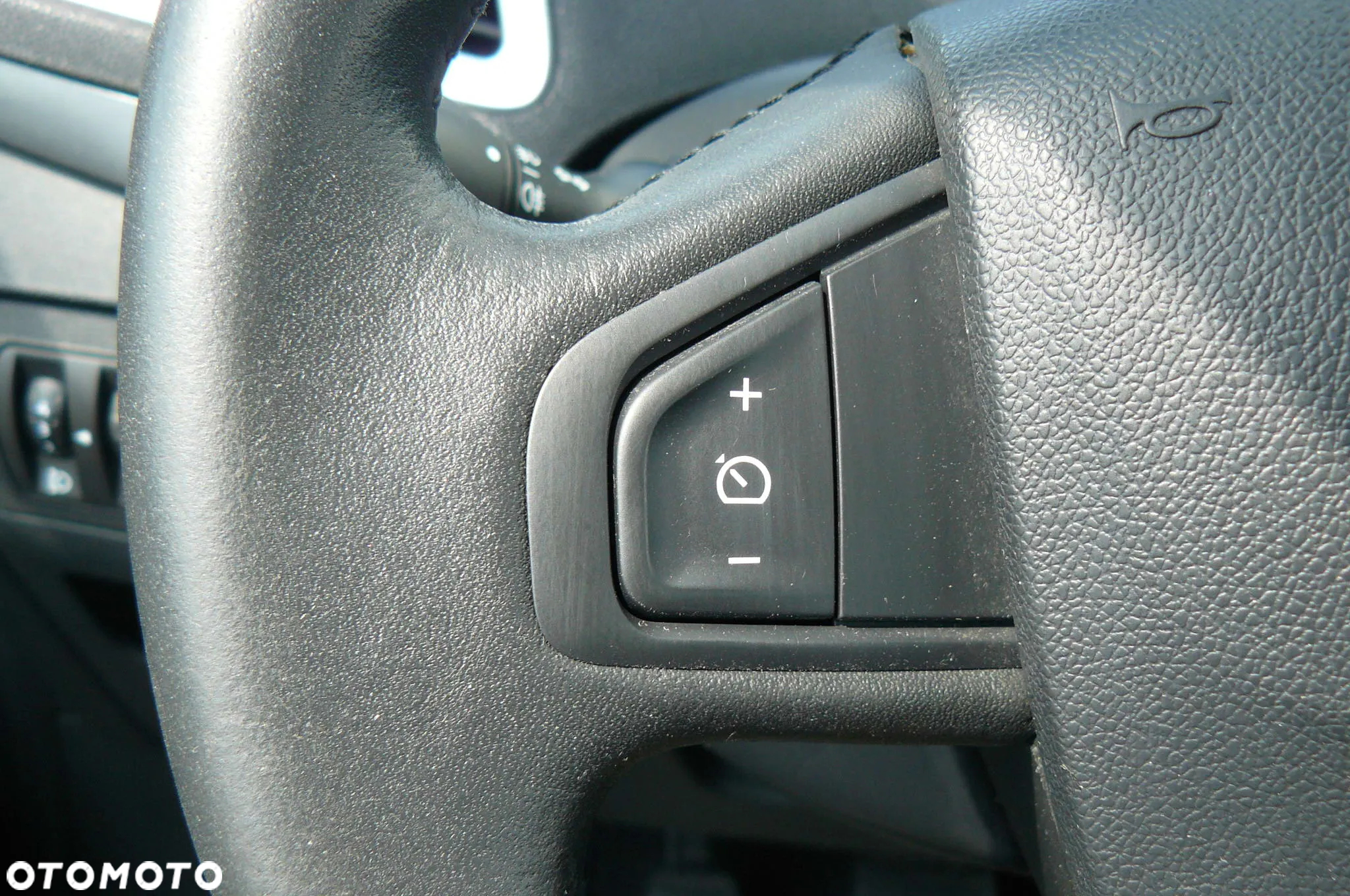 Renault Scenic - 25