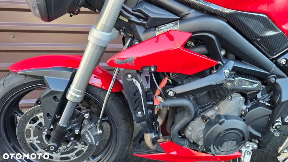 Triumph Street Triple - 19