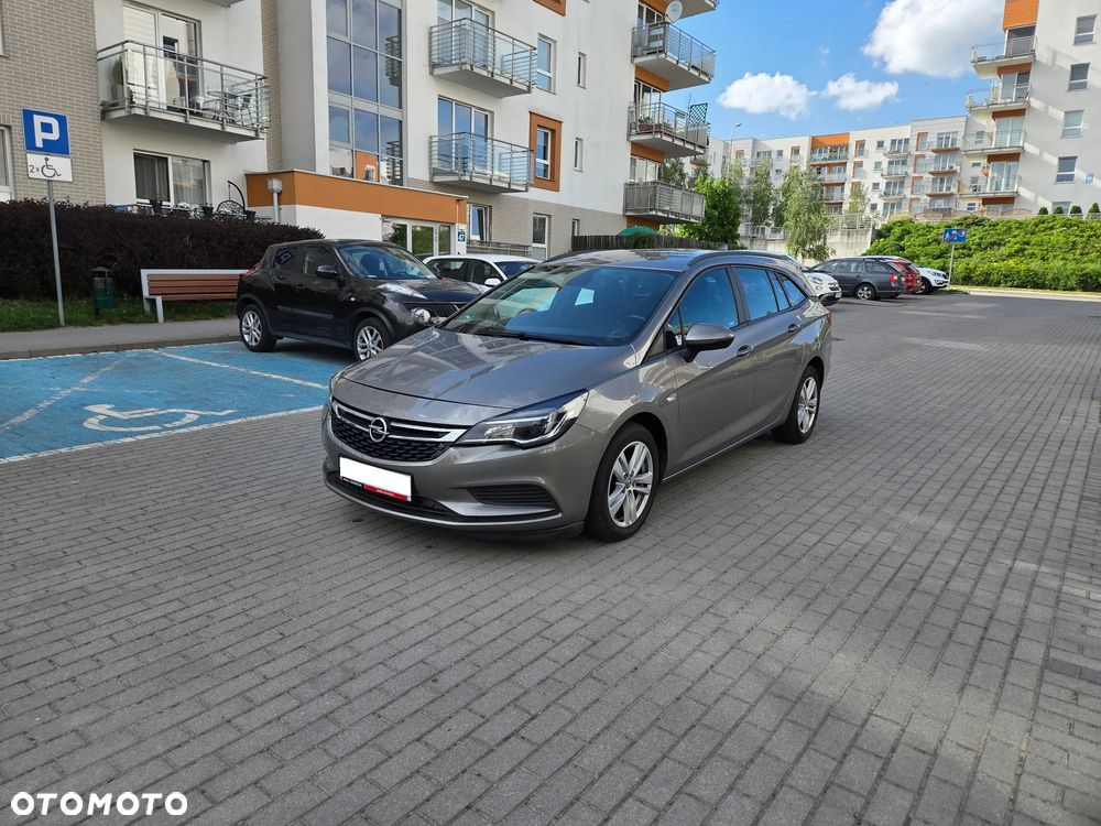 Opel Astra 1.6 CDTI Essentia S&S