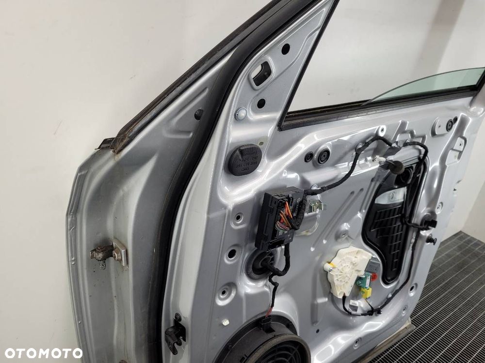 DRZWI PRZÓD PRZEDNIE PRAWE KOMPLETNE AUDI Q5 8R LX7W - 13