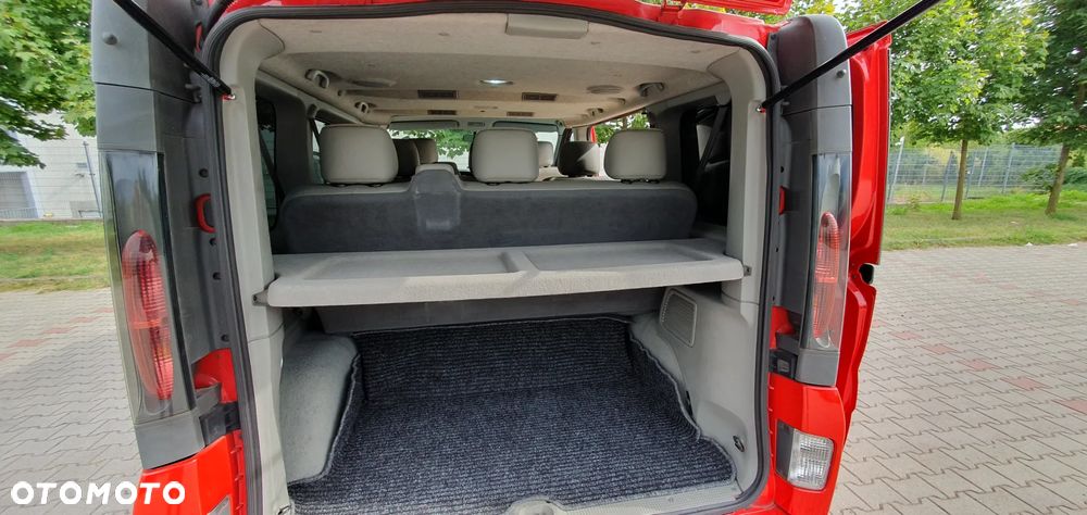Renault Trafic Passenger Expression - 26
