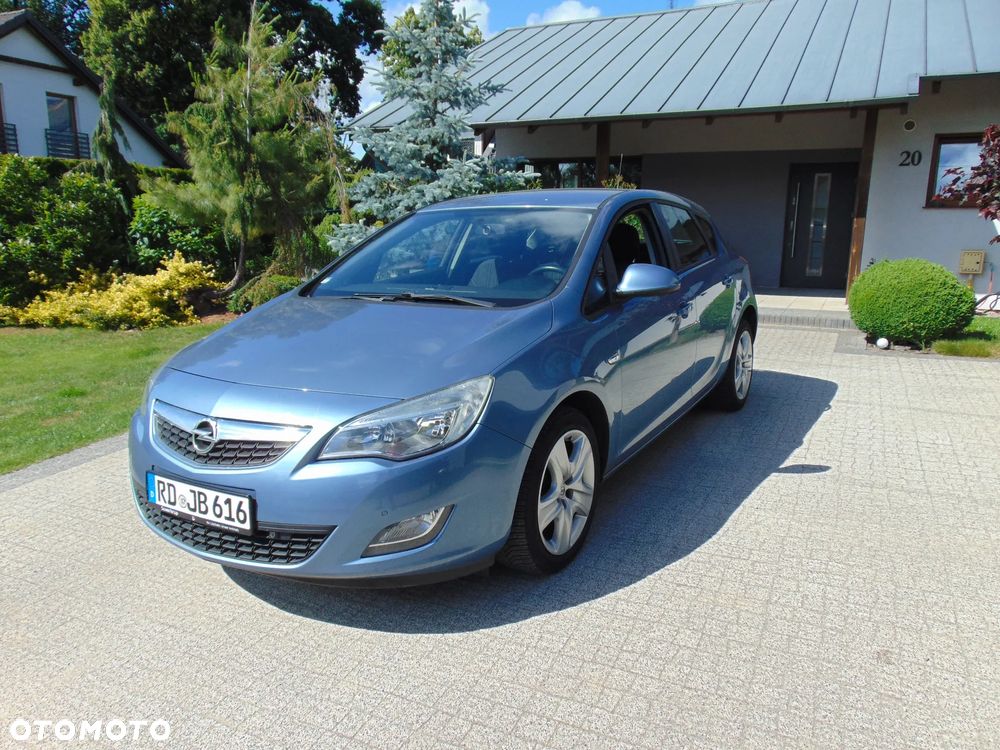 Opel Astra 1.6 Color Edition - 9