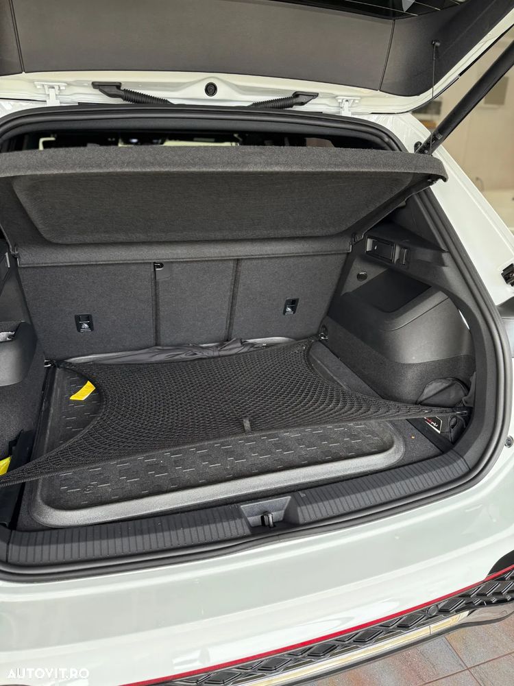 Volkswagen Tiguan 2.0 TDI SCR 4Motion DSG R-Line - 26