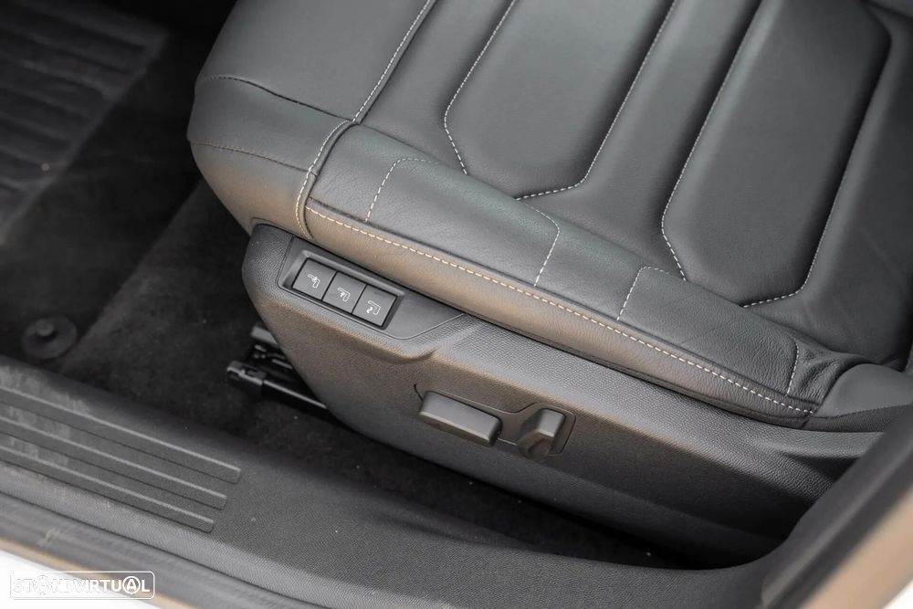 Citroën e-C4 X 50 kWh Shine - 21