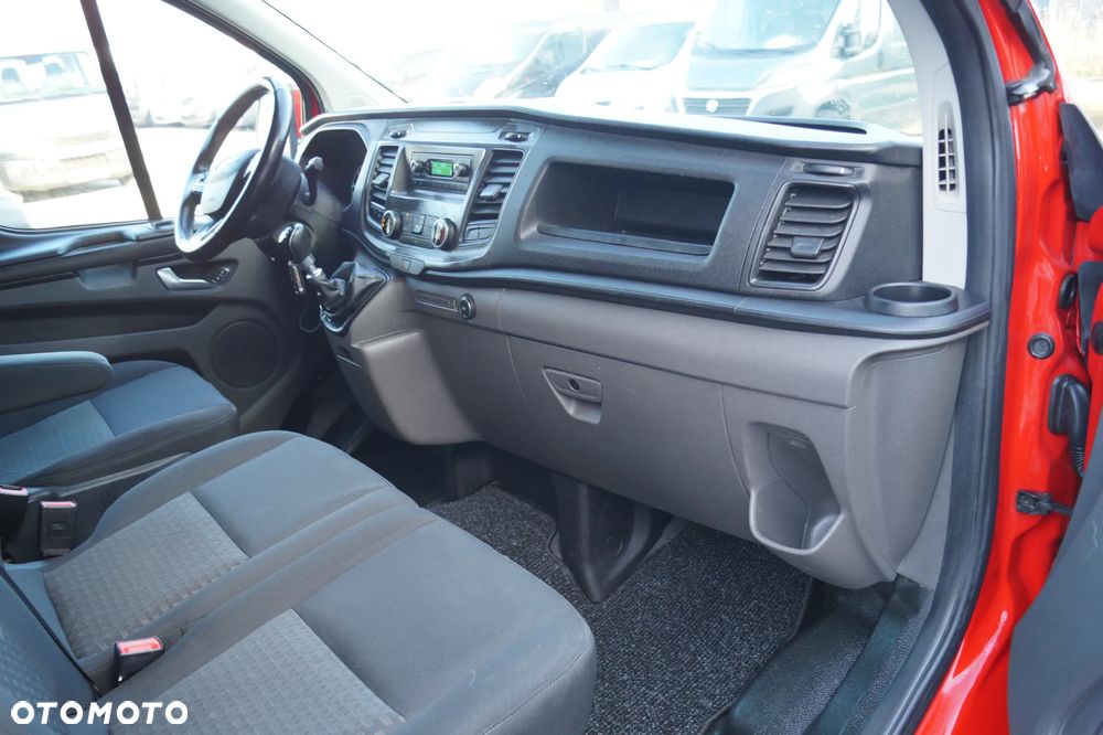 Ford Transit Custom - 22