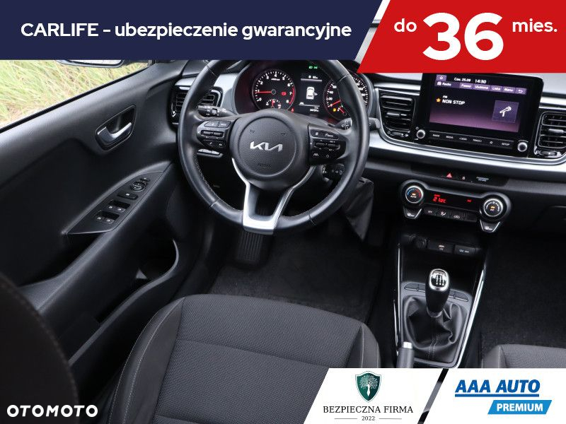 Kia Rio - 8
