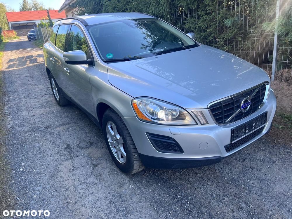 Volvo XC 60 T5 Powershift Momentum - 2