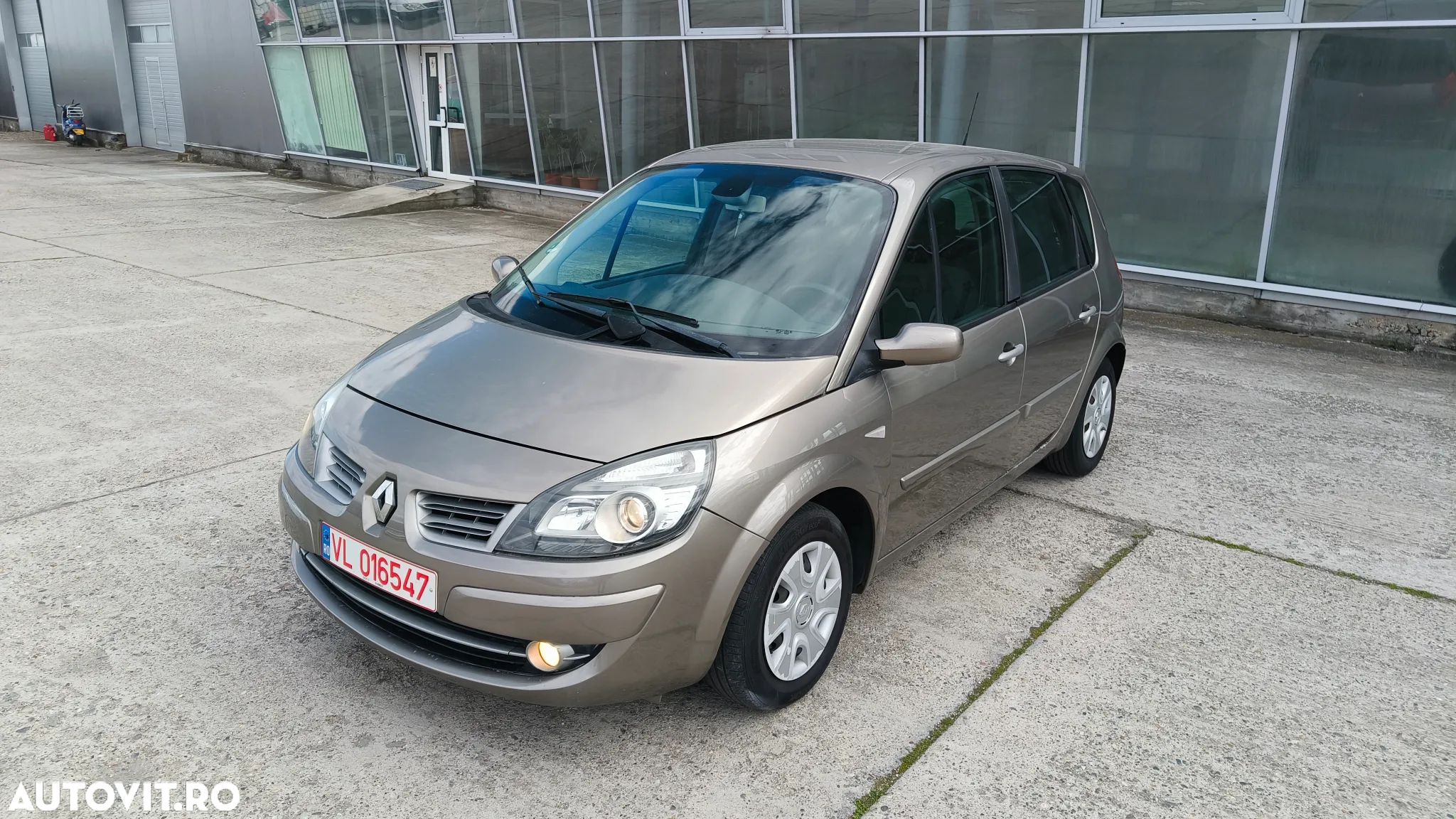 Renault Scenic 1.5dCi Expression - 1