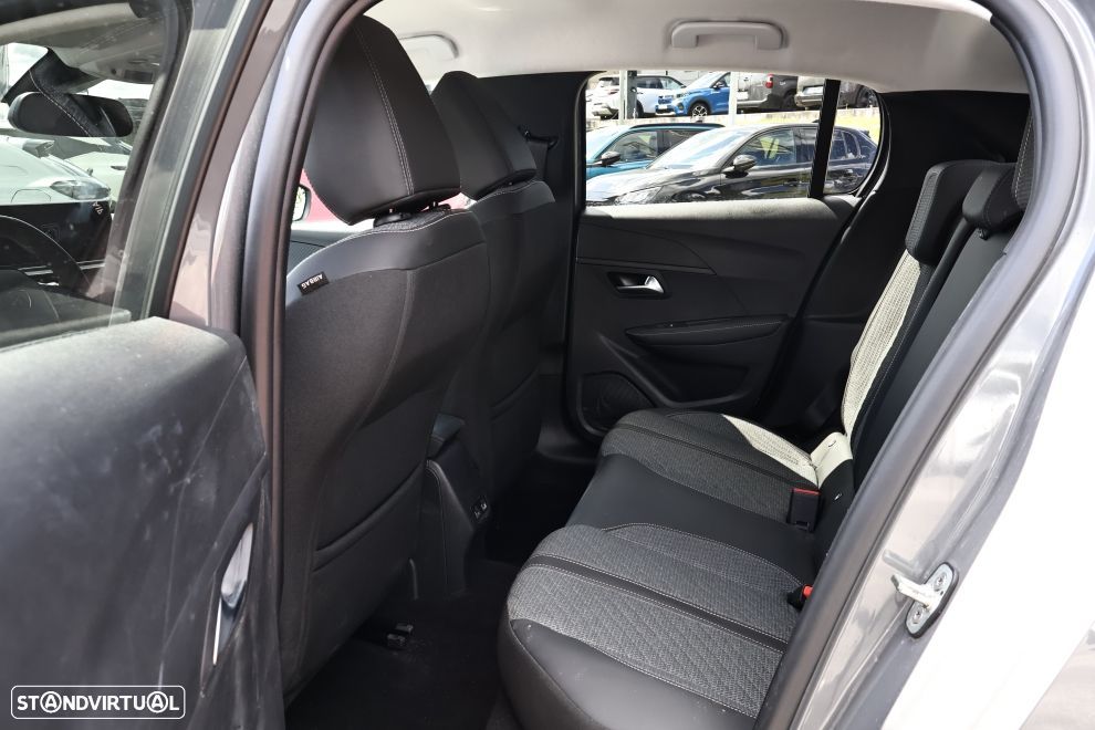 Peugeot 208 1.2 PureTech Allure - 16