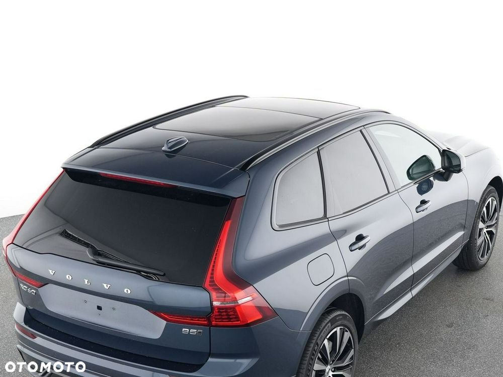 Volvo XC 60 B5 B AWD Ultra Dark - 9