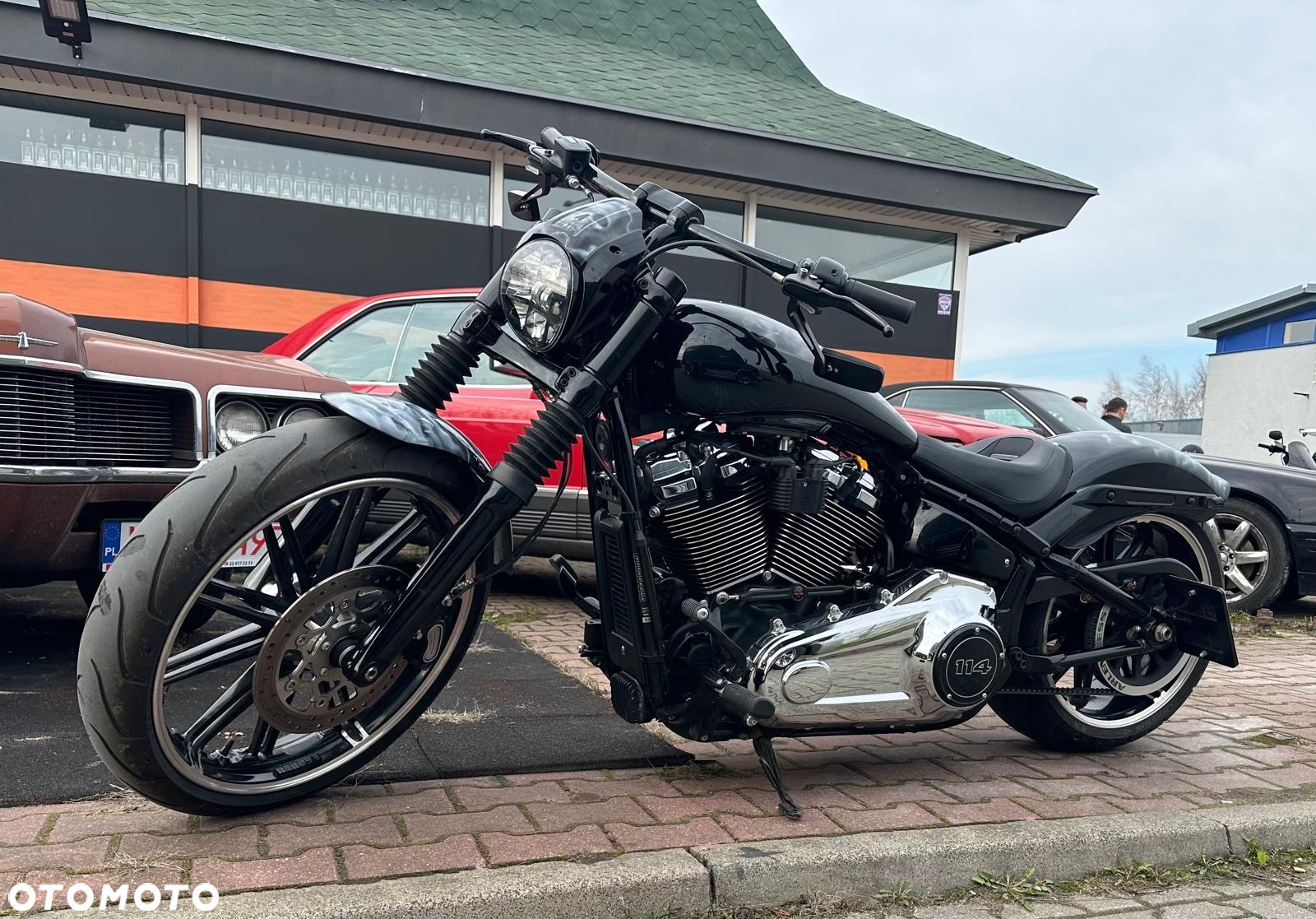Harley-Davidson FXSB Breakout - 3